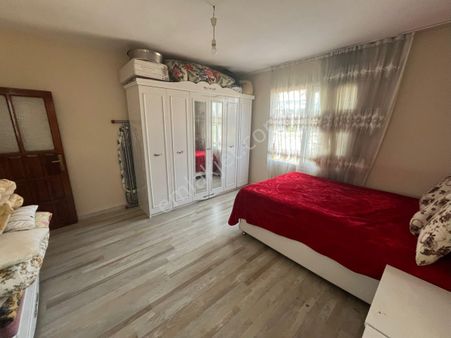 Hürriyet Mahallesinde Geniş Oturumlu 3 Cepheli 3+1 Daire