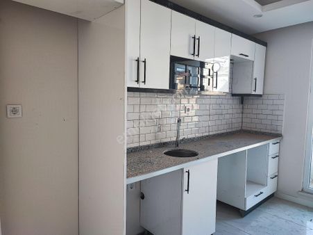 Kapaklı Bahçelievler Yeşil Cami Mevkiinde Sıfır 3+1 Satılık Daire