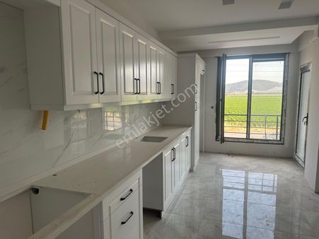 Hürriyet Mahallesinde Ultra Lüks Satılık 3+1 Daire