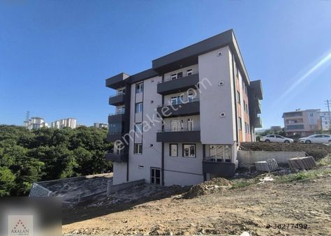 Atakum Körfez Bölgesinde Satılık 2+1 Ebeveyn Banyolu