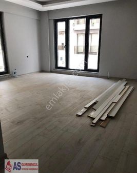 Emek'te 2+1 Yeni Binada Teras Kullanımlı Satılık Daire