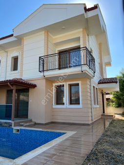 Dalyanda Müstakil 4+1 Havuzlu Fırsat Villa