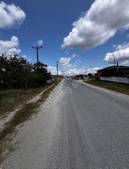 Kapaklı Da Aynur Caddesi Üzerinde Köşebaşı Arsa