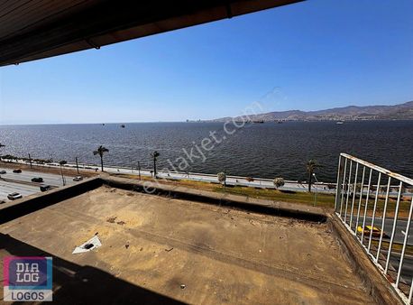 Karataş Tramvay Durağı Karşısı Satılık 200m2 Yalı Dairesi