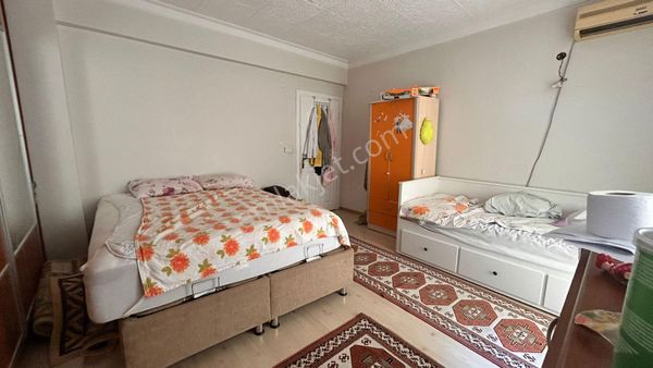 Bahçelievler Cumhuriyyet Mahellesi 5+2 Krediye Uygun Dubleks Satılık Daire