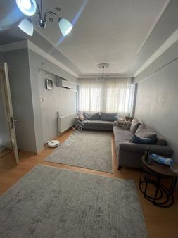 Konut Emlaktan Hürriyet Caddesi Uzeri Karakol Mevki 3+1 Satilik