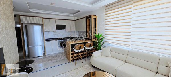 Full Donanımlı Site Denize 300 M. Satılık 1+1 Ve 2+1 Lüks Daire