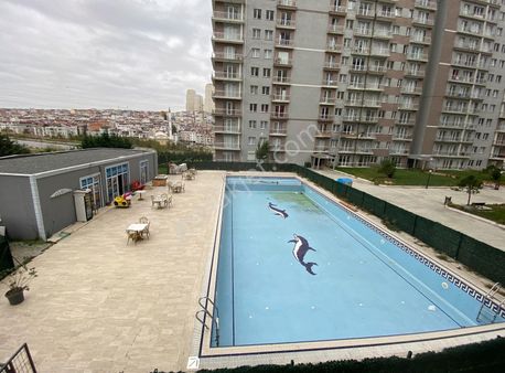 Site İçerisinde Boş 1+1 Satılık Daire