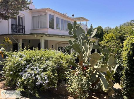 Gündoğan İle Türkbükü Sınırında, Küçükbükte Özel Bir Villa