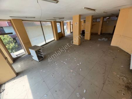 Zafer Yapıdan Kiralık Girişkatdükkan 100m2 Köşebaşı Merkezi Konumda İstanbul Sultangaziesentepemahde