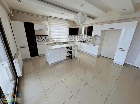 Necaroğullarından 75 Yola Ve Urfa Yoluna Yakın Satılık 4+1 Daire