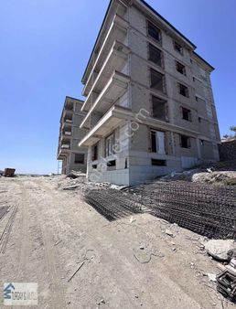 Burgaz Mah. 2+1 Asansörlü, Yerden Isıtmalı Lüx Daire...