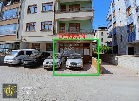 İkoniyum'dan Aydınlık Evler Civarı Mah. Acil Satılık Dükkan