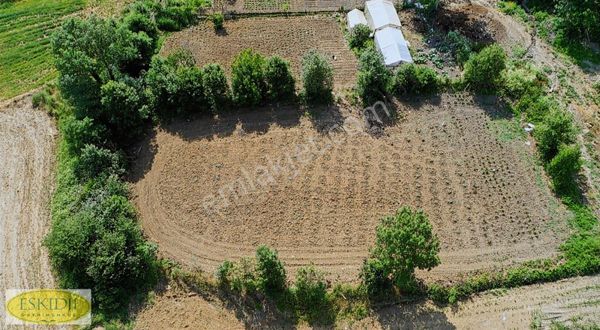 Eskidjiden İzmit Böğürgende Köyiçi İmarlı Fırsat Arsa