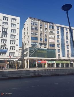 Markantalya Karşısı Merkezi Konumda Geniş Teraslı 400 M2 Ofis