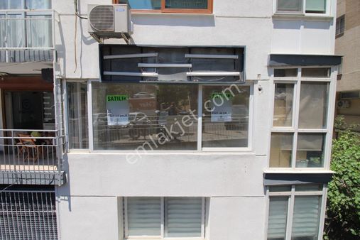 İnönü Caddesi Susuzdede Mevkinde 15m2 Satılık Dükkan