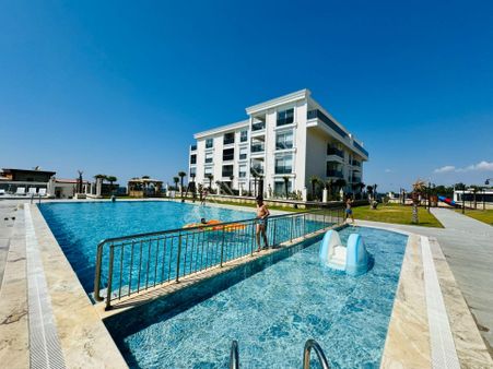 Kuşadasında Satılık Muhteşem 3+1 Residance Daire