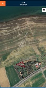 Zerteriç De Suya Yakın Tarla