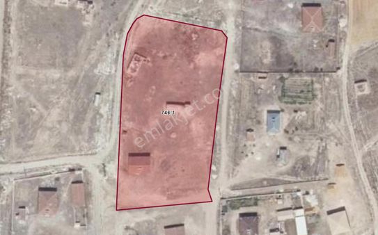 Taşpınar Zıvralı Esentepe'de 3+1 Ev Ve 1175 M2 Arsa Satılık