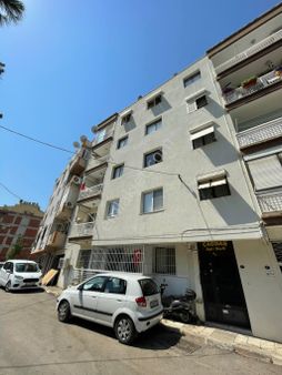 İzmir Balçova Arakat 125 M2 Satılık Jeotermalli Çift Cephe Daire