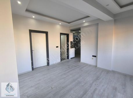 Garipoğulları'ndan İsmetpaşa Mah. Bademlik Caddesinde 2+1 Daire