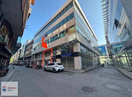 Kadıköy Eğitim Birçok İş Koluna Uygun Satılık Dükkan / Kiracısız