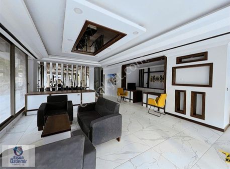 Firmamıza Ait İkizçayda Köşe 220m2 Yolacephe Köşe Satılık Dükkan