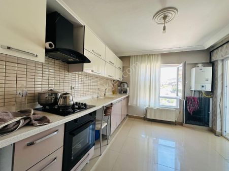 Battalgazi Bostancık Caddesi Üzerinde Asansörlü 3.kat 4+1 Ful Yapılı Guney Cephe