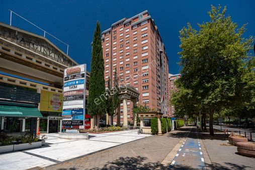 Bursa'nın Gözde Sitesi Saygınkent Te Satılık 4+1 Daire