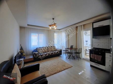 Emlak Z Den ⫸ｆｉｒｓａｔ⫸ Güvenevler Mh. Doğalgazlı乂full Eşyalı 2+1