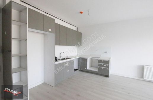 Emlak Z'den 乂 Atatürk Mah.乂d.gazlı 乂site İçerisinde乂 2+1 Satılık