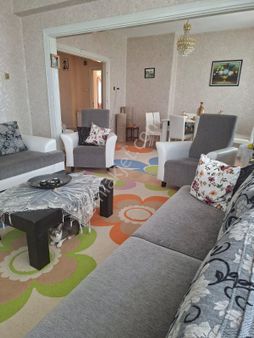 Acil Satılık M.kemalpasa Mh Gazı Yakup Satar Cd Üzerinde 3+1 Satılık Daıre