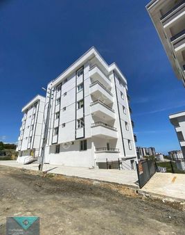 Atakum Alanlı Da Hays&rota Dan Zemin Kat Deniz Manzaralı Ve Bahçeli Satılık Daire!