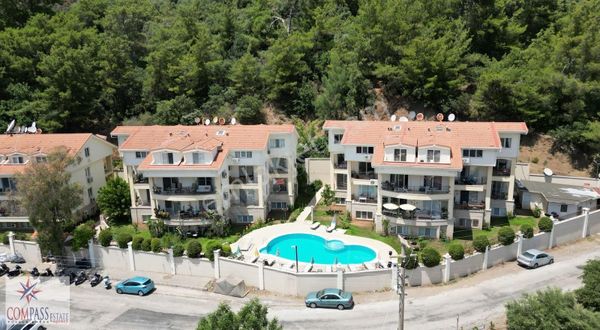 Armutalan'da Deniz Manzaralı Havuzlu Sitede 3+1 Dubleks Daire