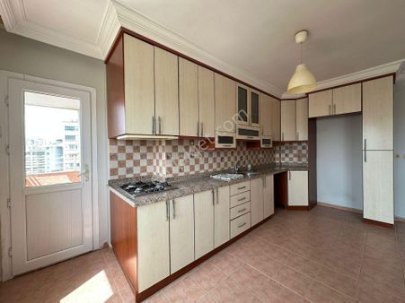 T.özal Fatih Karakol Cvr Site/4+1/havuz/güvenlik//iskanlı Daire!