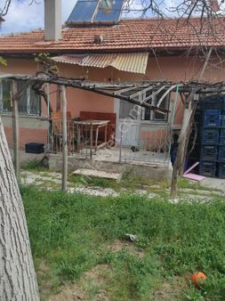 Sümer Mahallesınde 300m2 Arsa İçinde 110m2 3+1 Müstakil Ev Ve Müştemilat