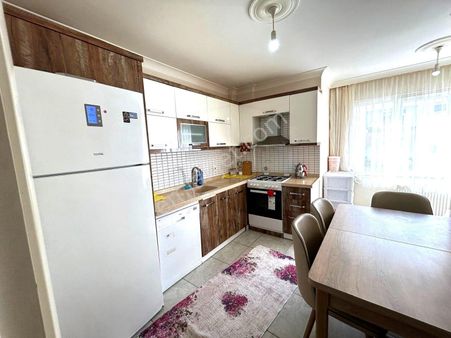 Yükselden Kadıköyde 2+1 Geniş Ayrı Mutfak Daire