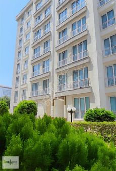 Beylikdüzü Adnan Kahveci Mah Butik Site İçerisinde Kiralık Daire