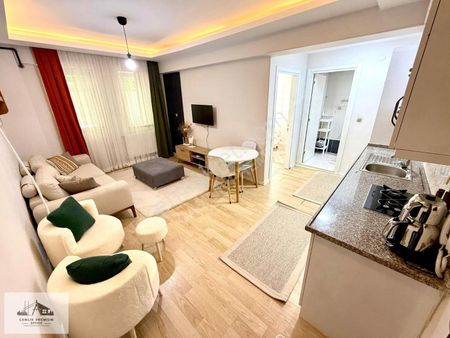 Zeytinköy'de Fırsat 1+1 Balkonlu Klimalı Lüks Eşyalı Apart Daire