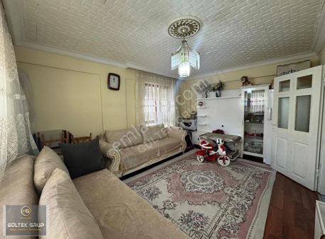 Gültek'ten Demirciler Sokakta Balkonlu Kat Konumlu 2+1 Daire!