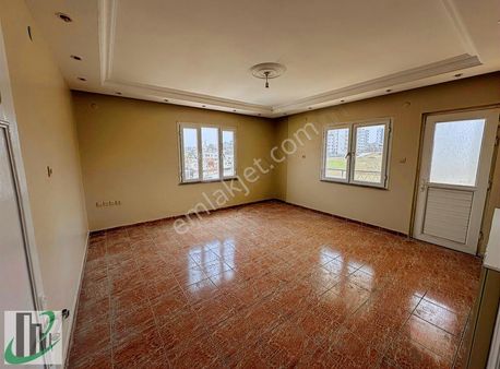 Özarslan Gayrimenkul'den 3+1 Satılık Daire