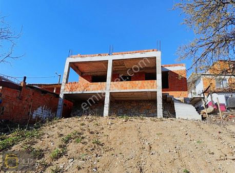 Merkez Dörtyol Köyünde 250 M2 Arsa İcinde 2+1 Mustakil Ev