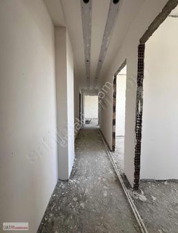 Sultan Gayrimenkul'den Atatürk Cad 2+1 Arakat Daire