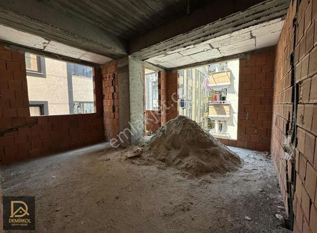 Demirkol İnşaat Yenibosnada 2+1 70 M2 Satılık Daire