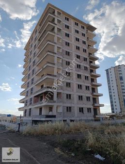 Yıldırım Emlak'tan Şehitlikte 4+1 Sıfır 3.kat Yatırımlık Daire