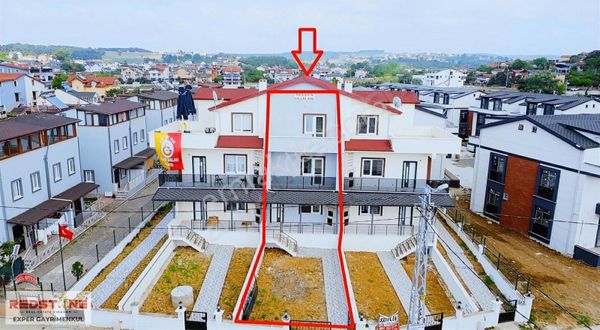 Kefken Kumcağız Sahiline Yakın,4+1 Satılık Sıfır,tripleks Villa