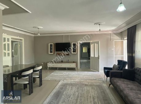 İnegöl Yeniceköy Mah'de,4+1,252m,inegöl En Büyük Satılık Dairesi