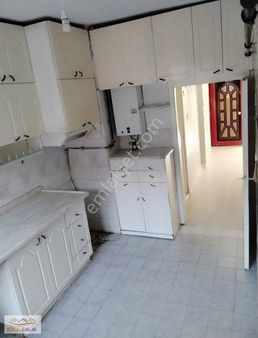 Ars Gayrimenkul Çarşı Merkezde Çarşamba Pazarı Yanında Satılık 3+1