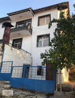 Satılık Müstakil 2.5 Katlı 22.500 Tl Kurumsal Kiracılı Daireler