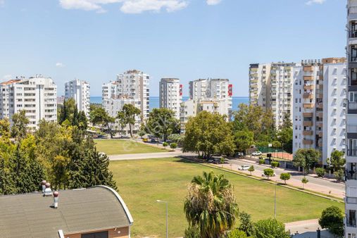 Çağlayan Da 9/8 Katta Deniz Manzaralı Satılık 170m2 3+1